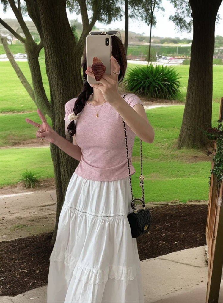 小柄女性向けフリル袖トップスの全体イメージ