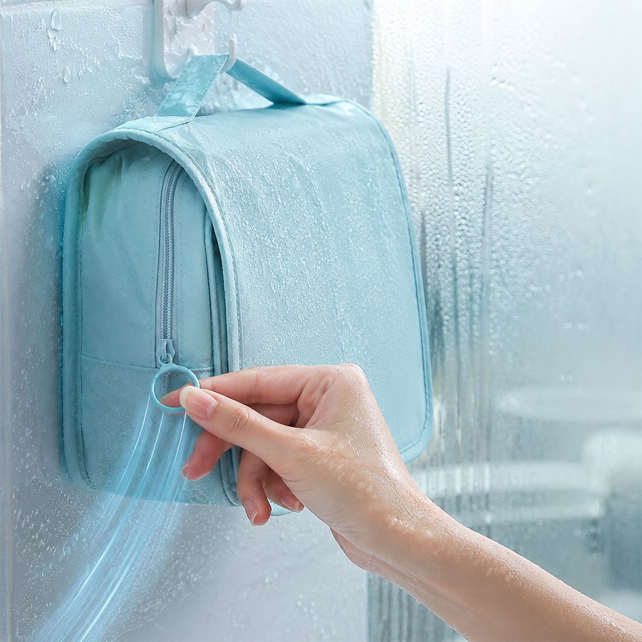 男性と女性用折りたたみ吊り下げトイレタリーバッグ