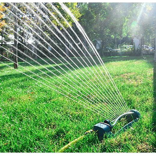 Automatic swing sprinkler