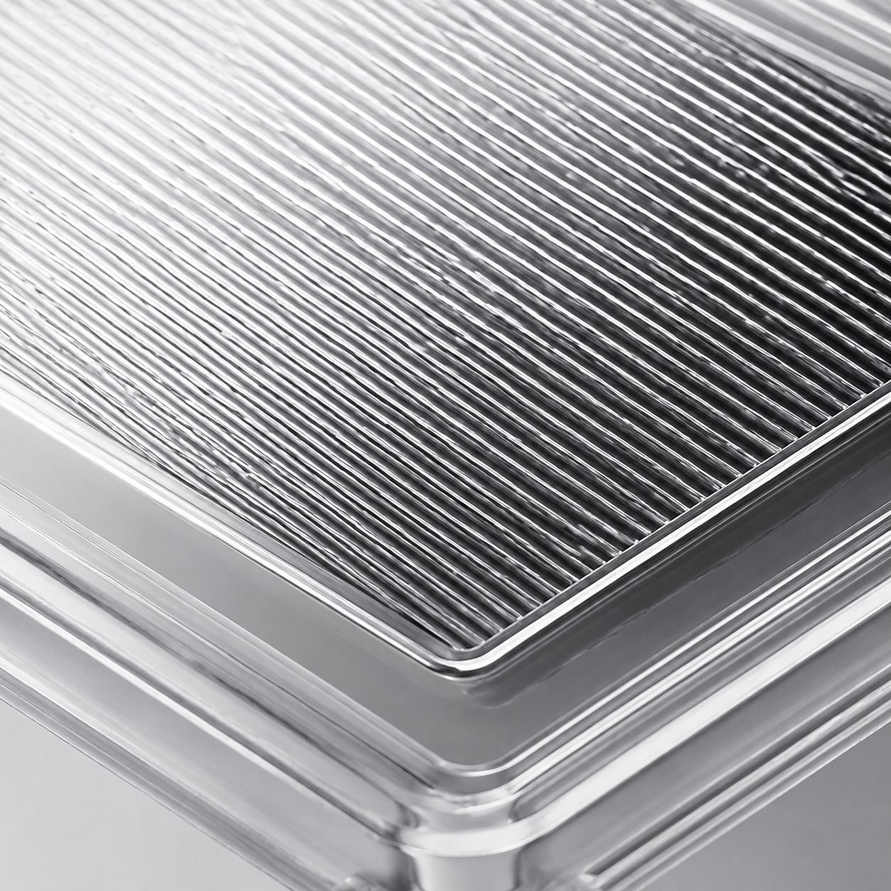 Durable refrigerator storage box with ergonomic handle