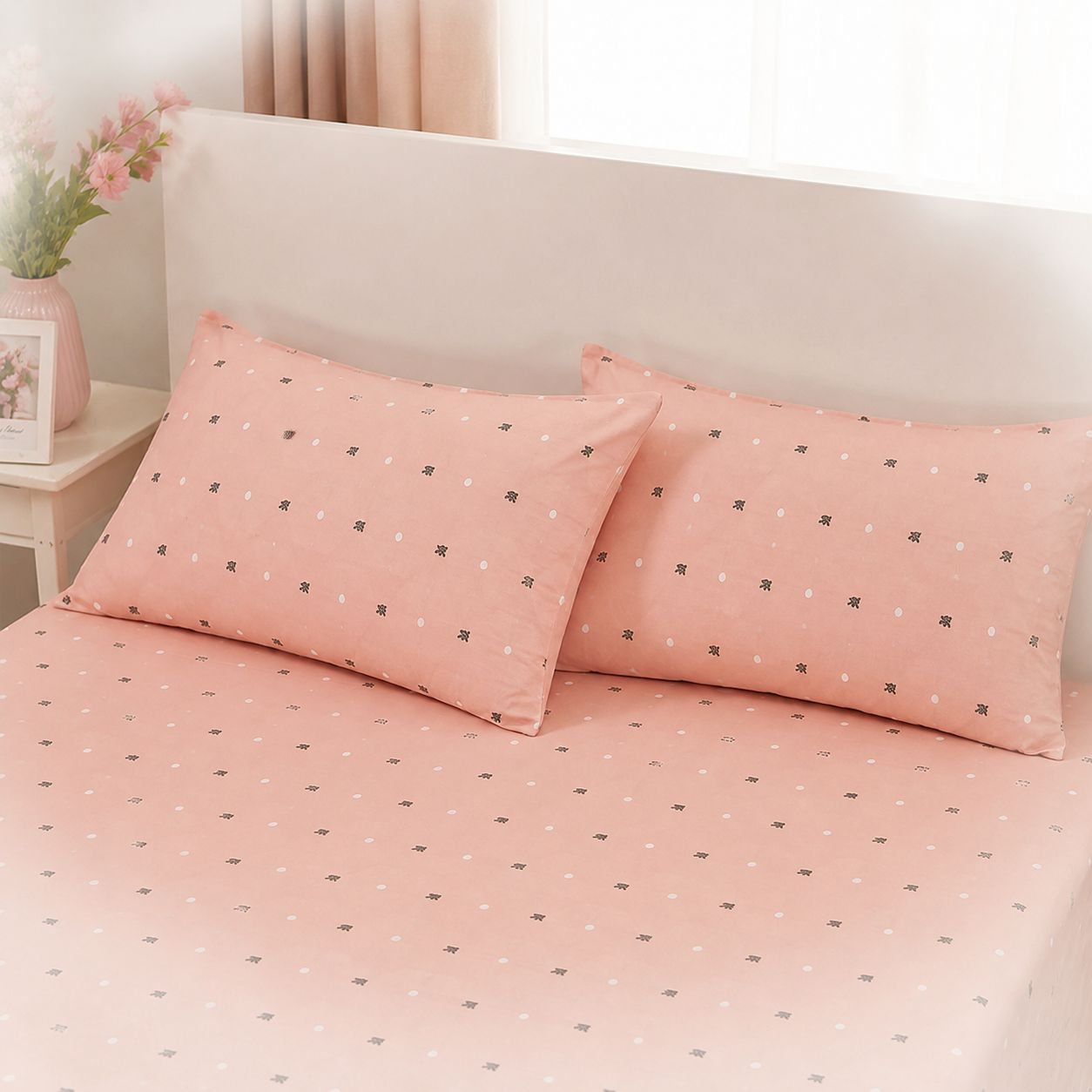 Elegant cotton bedding set for home and dorm use