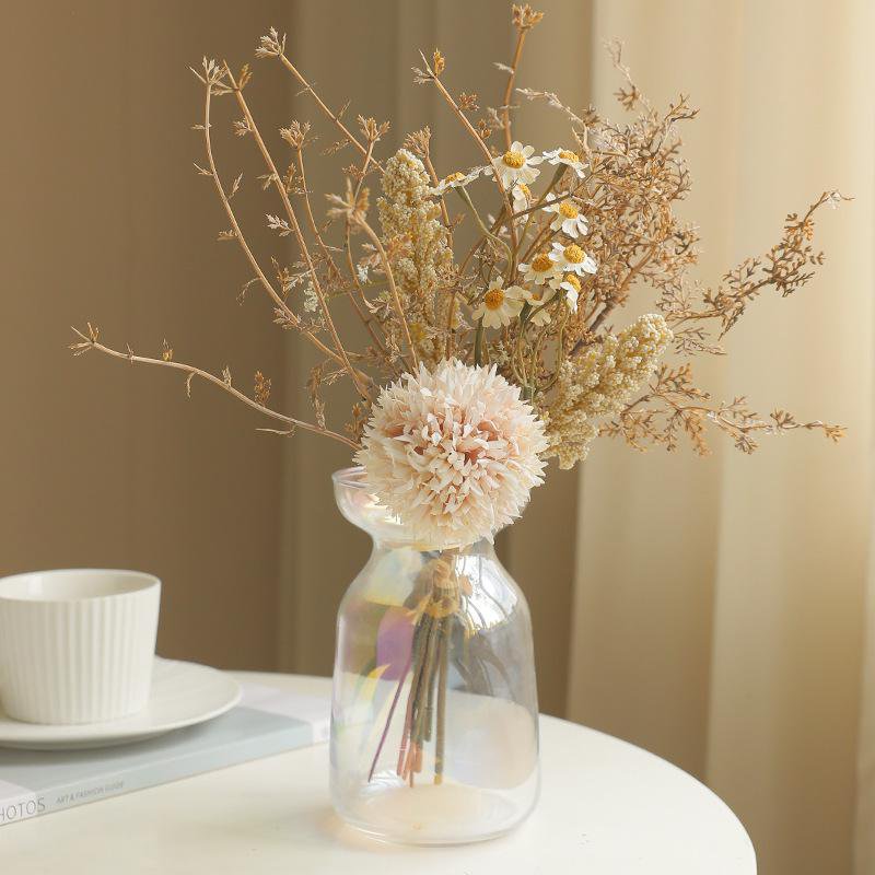 Composition florale artificielle rétro