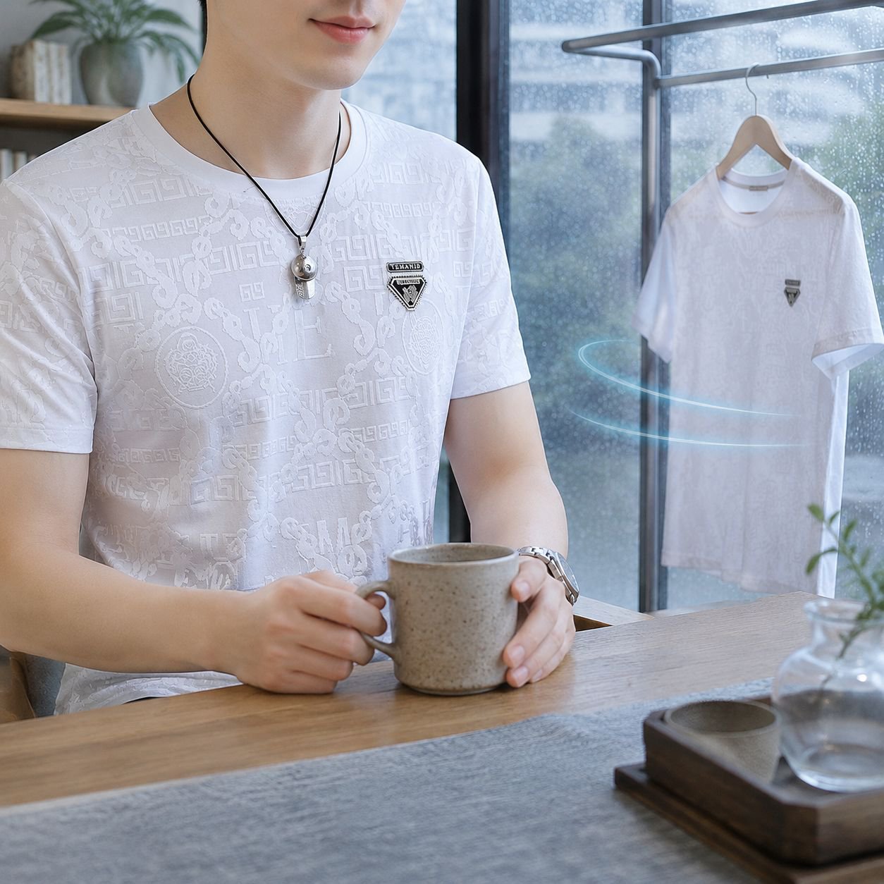 スタイリッシュなジャカード柄Tシャツ