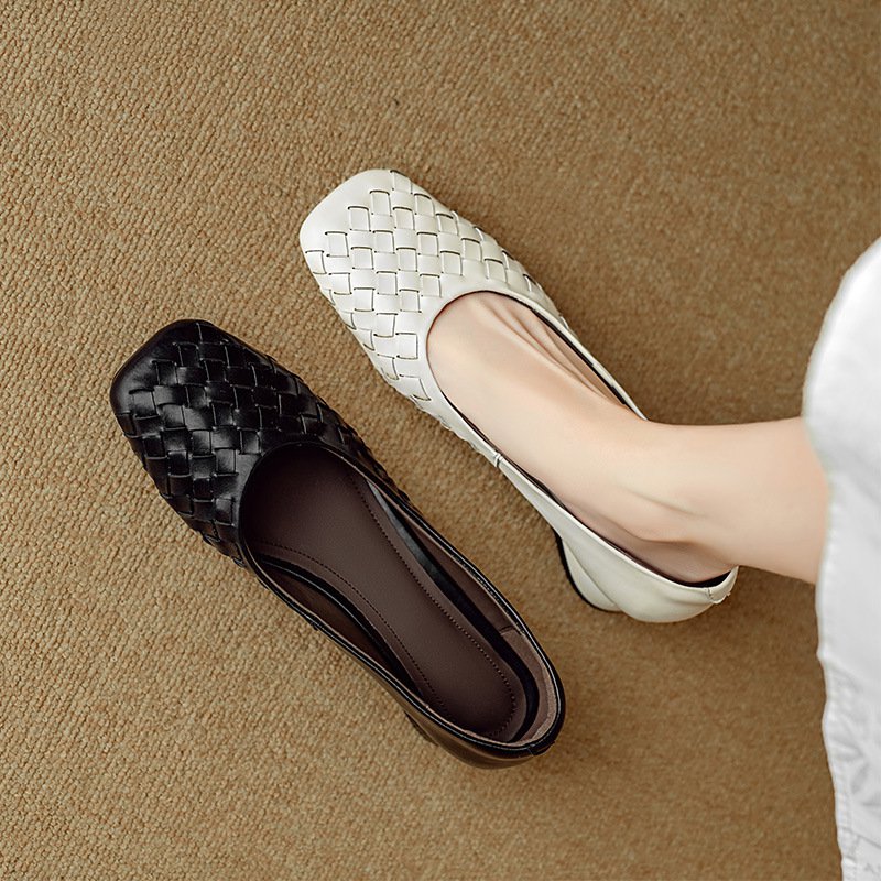 Zapatos de tacón ancho con punta cuadrada