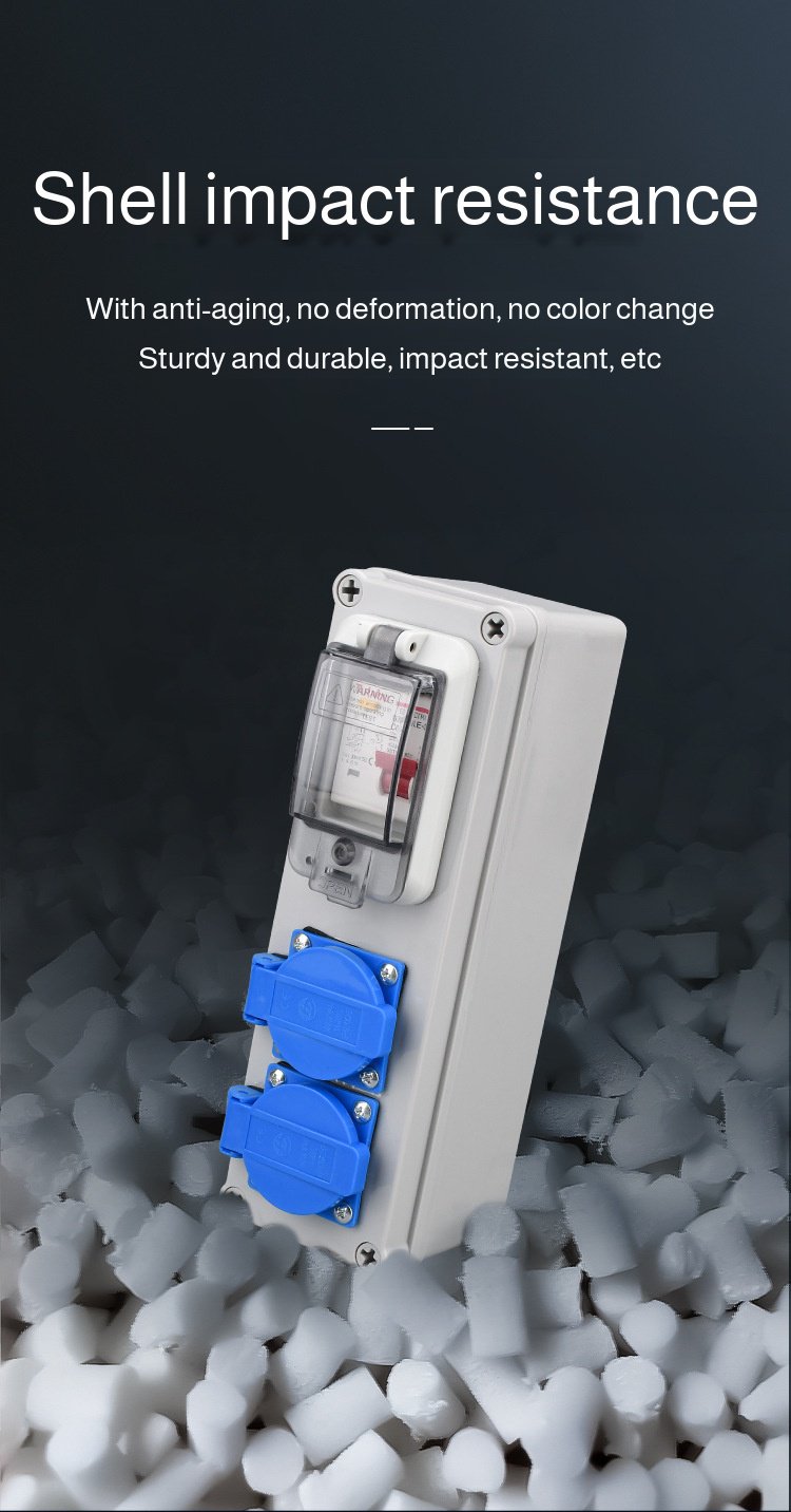 Outdoor portable socket box for construction sites