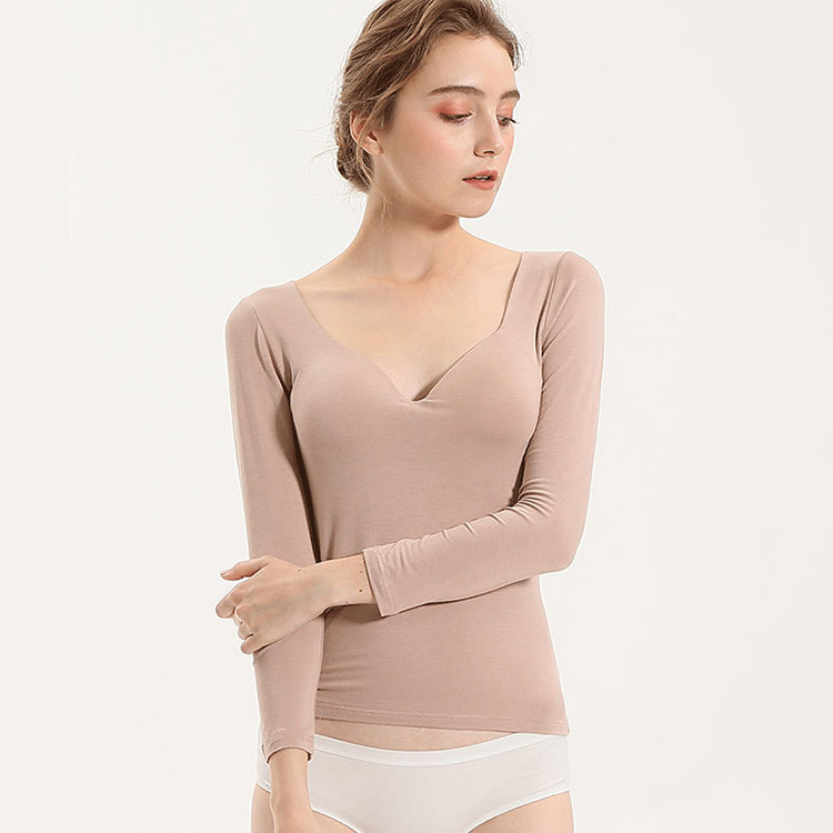 เสื้อยืดพร้อมแผ่นรองบรา