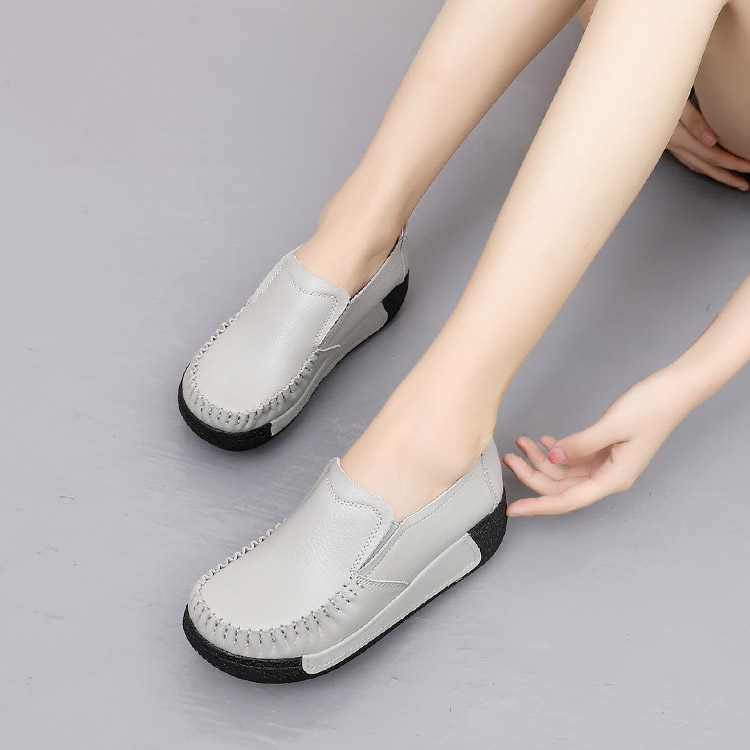 【厚底シューズ】「履く人の事を考えた」人気の次世代型コンフォートシューズです♪