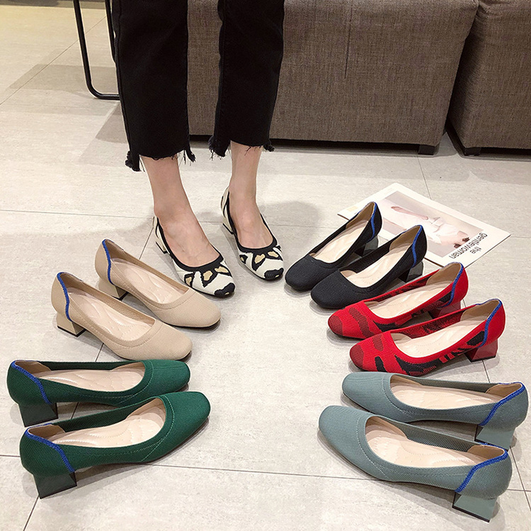 【チャンキーヒールパンプス】3D立体編み　究極な履き心地   柔らかくて伸縮性抜群！ 足に優しくフィット。