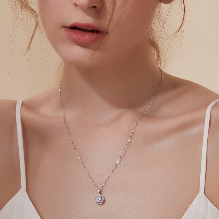 8 Heart and 8 Arrow Zircon 4-Piece Set