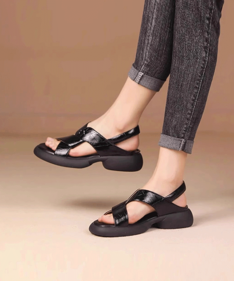 編み込み厚底サンダル