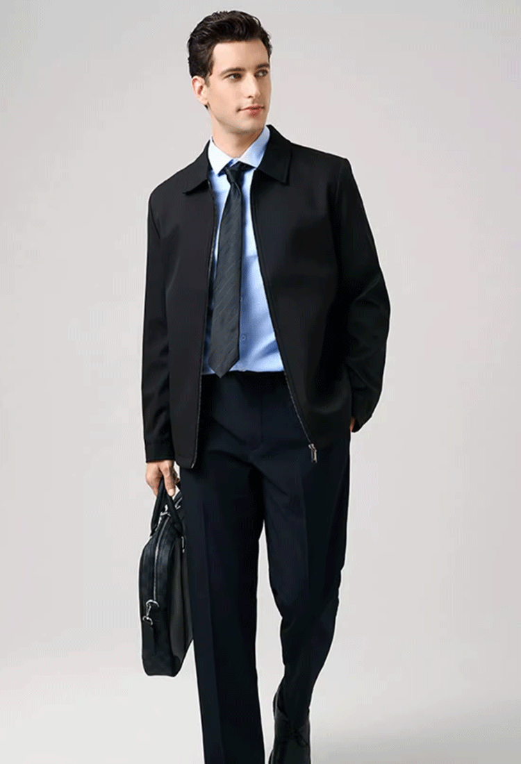 Eredeti férfi dzseki a pultnál