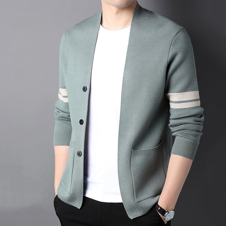 ニットカーディガン