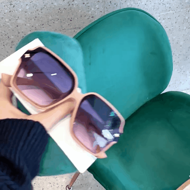 おしゃれなデザインのレディースサングラス