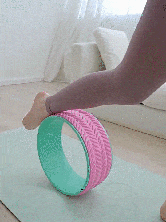 ヨガホイールを使ったバランスエクササイズ