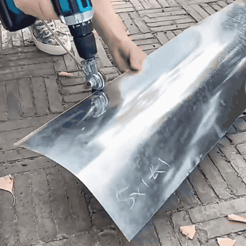 Portable Multi-Functional Metal Shears