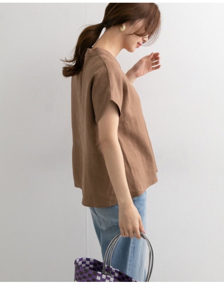 吸湿性抜群のV字ネックレディースシャツ