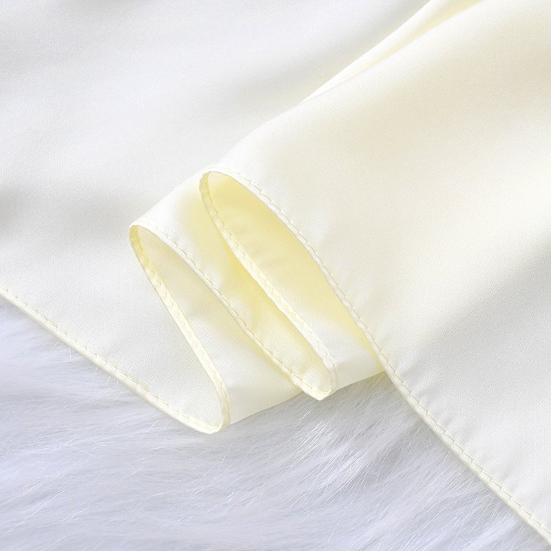 無地サテンレディーススカーフ