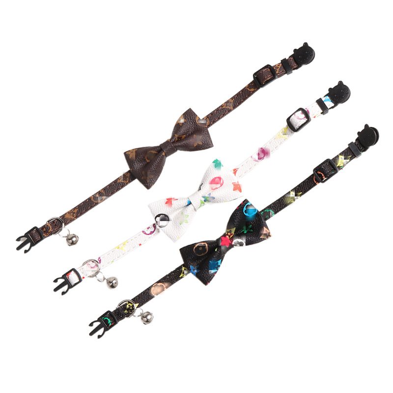 ปลอกคอสัตว์เลี้ยงหนังประดับโบ