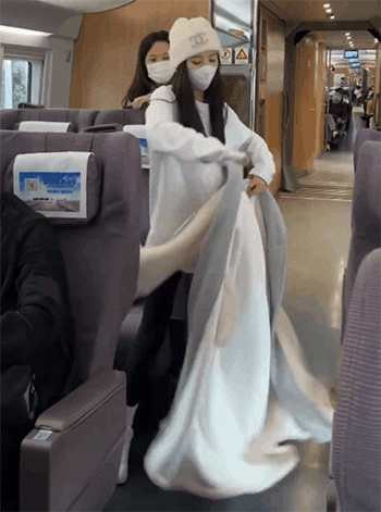 09bb1ca11c4ad9c7c6bd598c677c39ec.gif