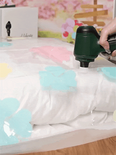 Aspirator fără fir cu funcții multiple