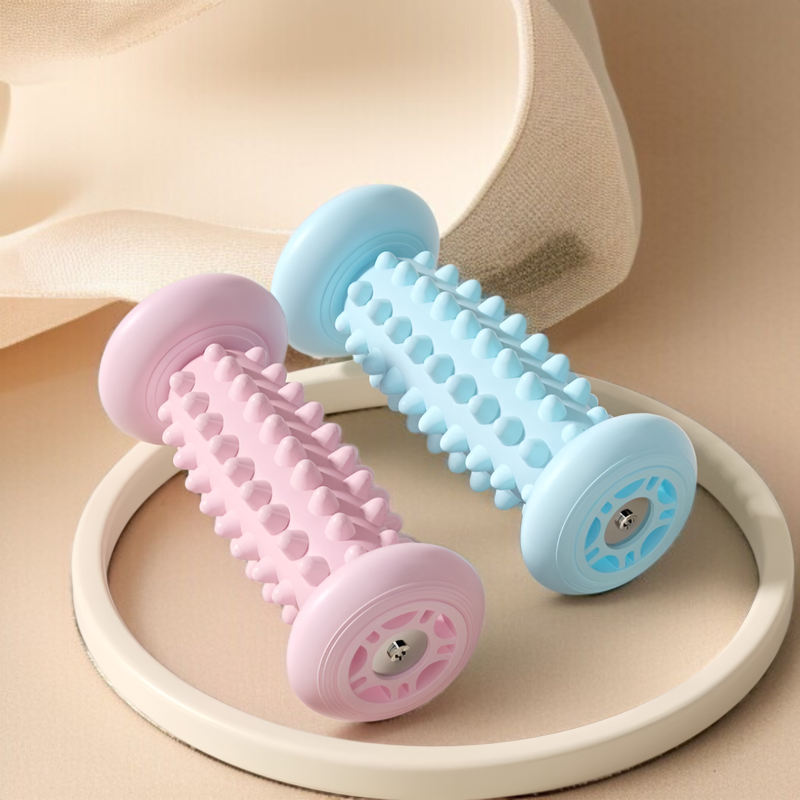 ヨガやフィットネスに活用できるフットローラー