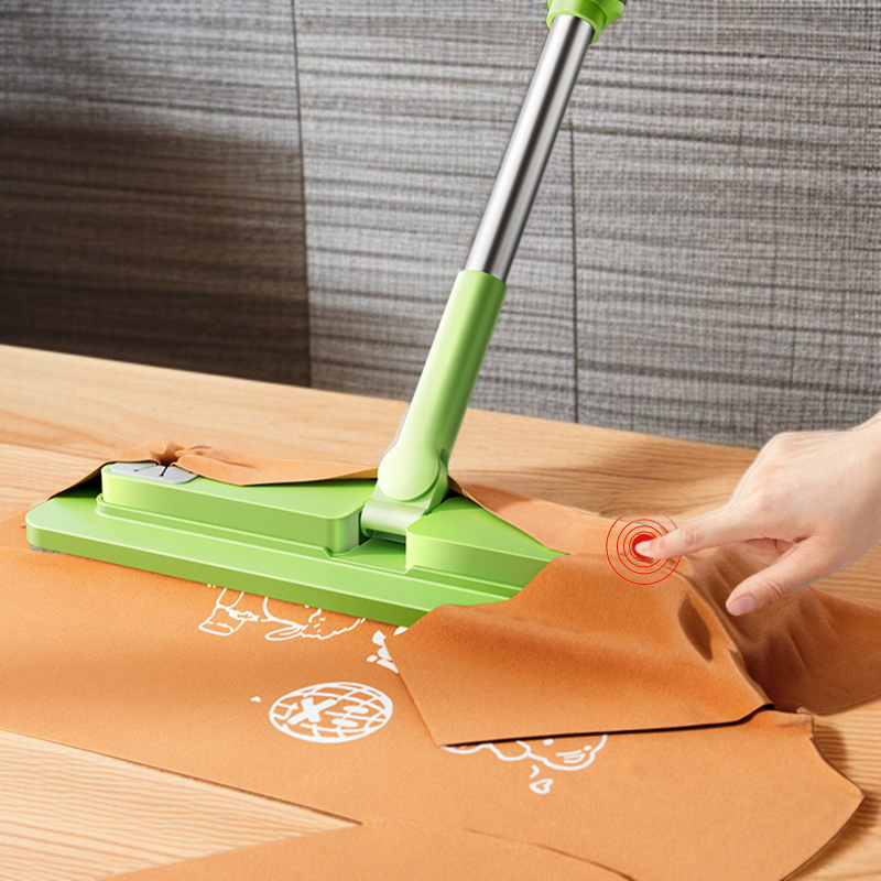 작은 밀대 건습 겸용 사용 모습