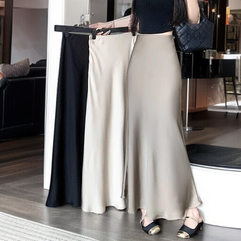 여름용 블랙 머메이드 롱 스커트 착용샷