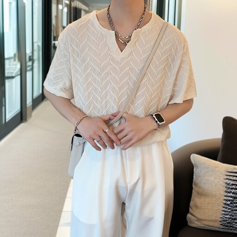 여름 루즈핏 브이넥 셔링 반팔 티셔츠 착용 이미지