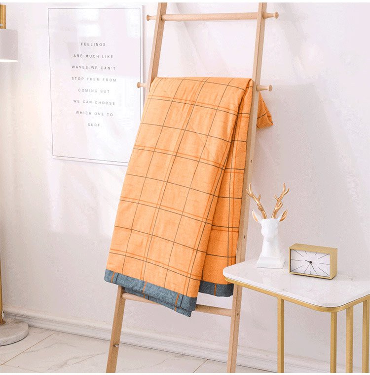 寝室に敷いた蚊よけふとんのインテリア例