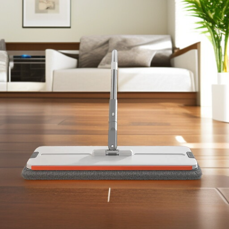 ウェット＆ドライ両用の極太ハンドフリーモップ使用例