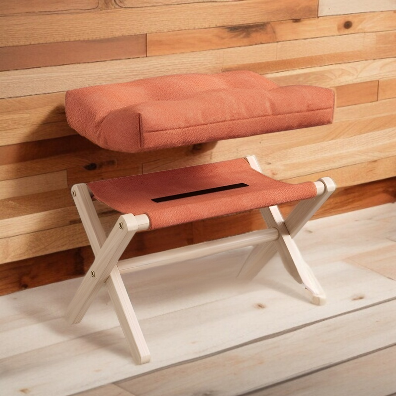 寝室の隅にぴったり収まるコーナー収納キャビネット