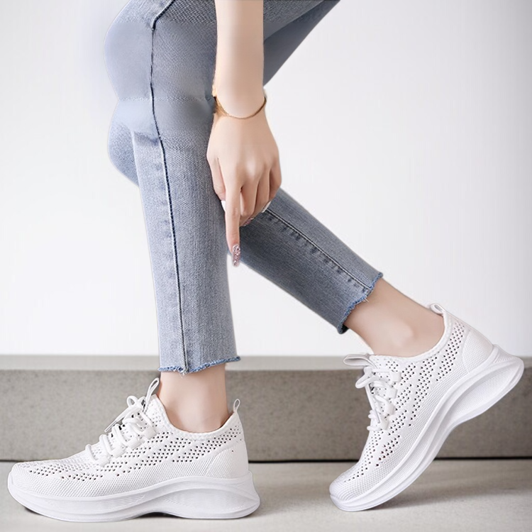 여성 여름 메쉬 스트랩 컴포트 운동화 정면 모습