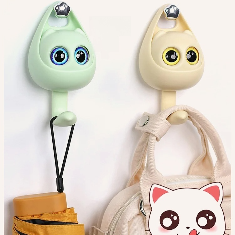 目が動くキャットフック