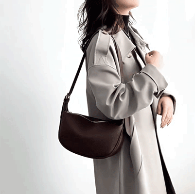 通勤・通学に最適なショルダーバッグ