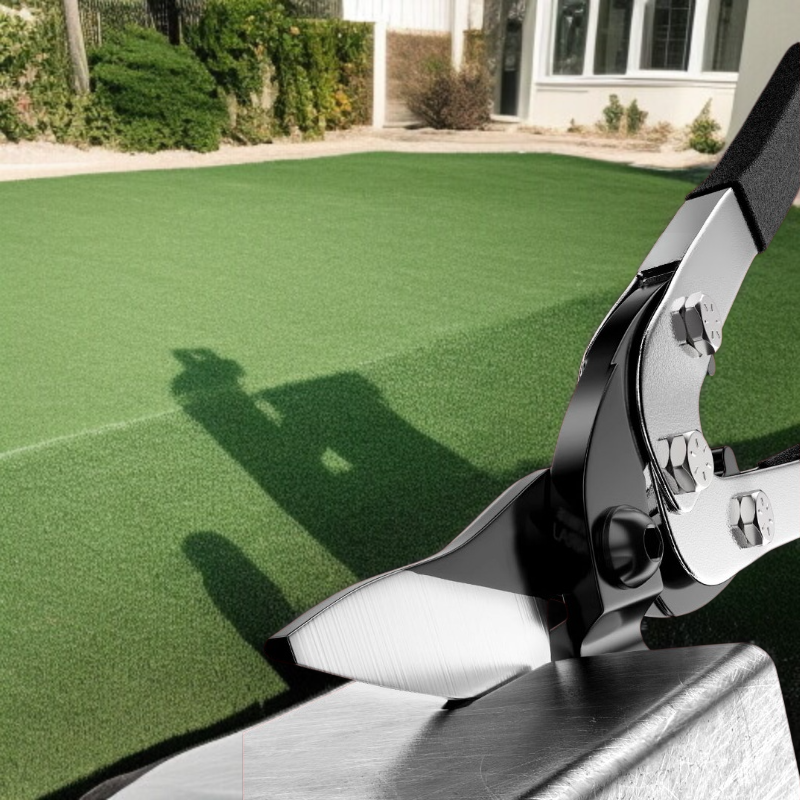 Robuste Blechschere für Metallschnallen