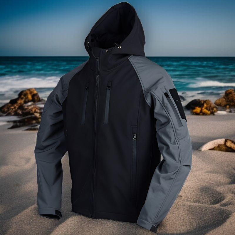 アウトドアタクティカルソフトシェルジャケット着用例