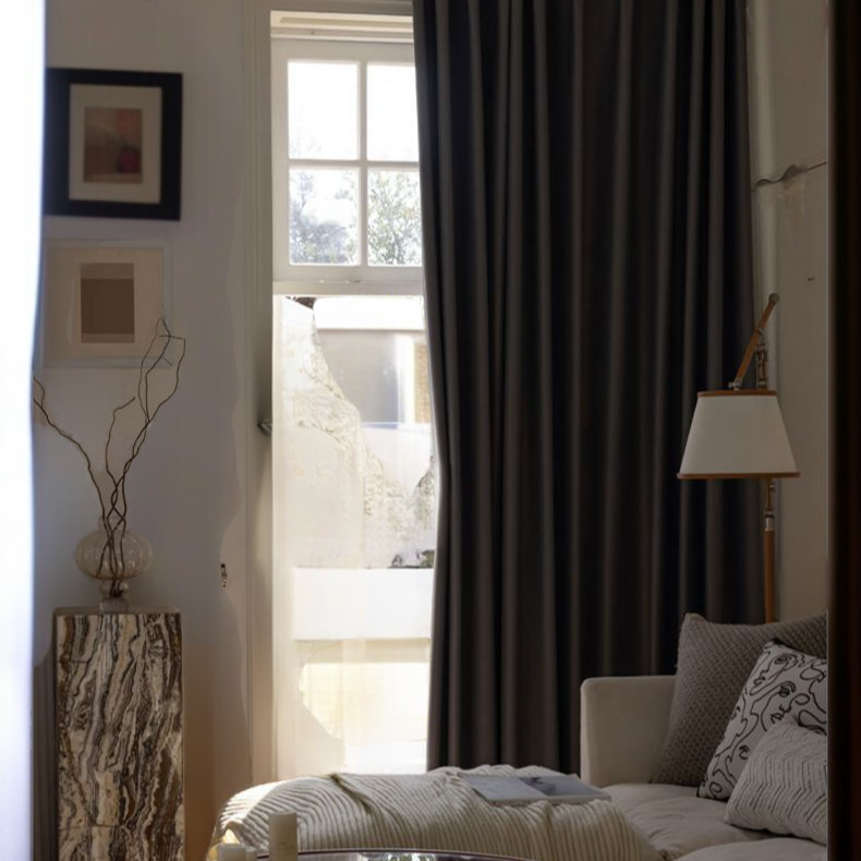 バルコニー用フック付きカーテンの取り付け例