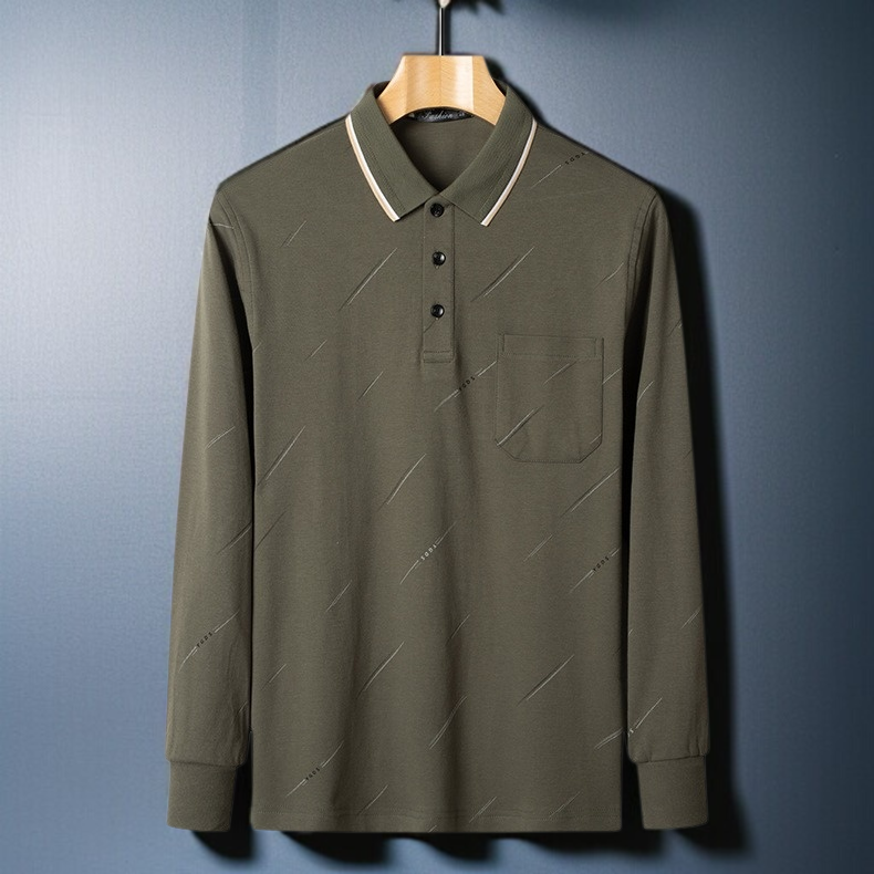 편안한 착용감의 중장년 남성 티셔츠