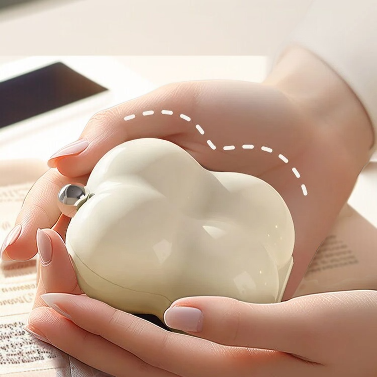 持ち運びに便利な薬オーガナイザー