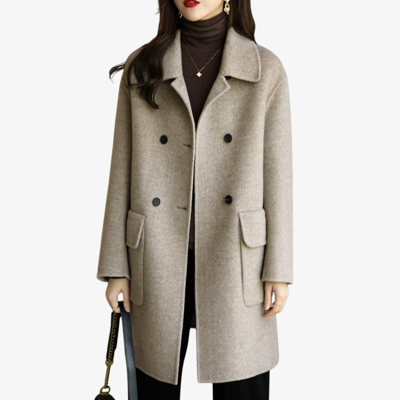 スリムシルエットのツイードジャケット