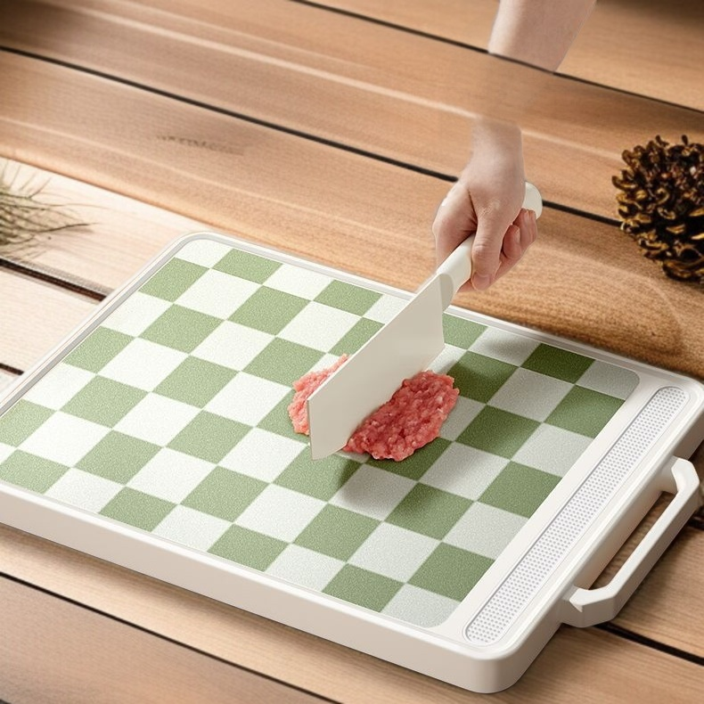 이유식 준비에 적합한 라지 사이즈 도마