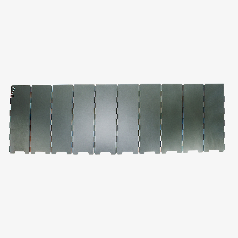 キャンプ用囲いで火を守る風防リング