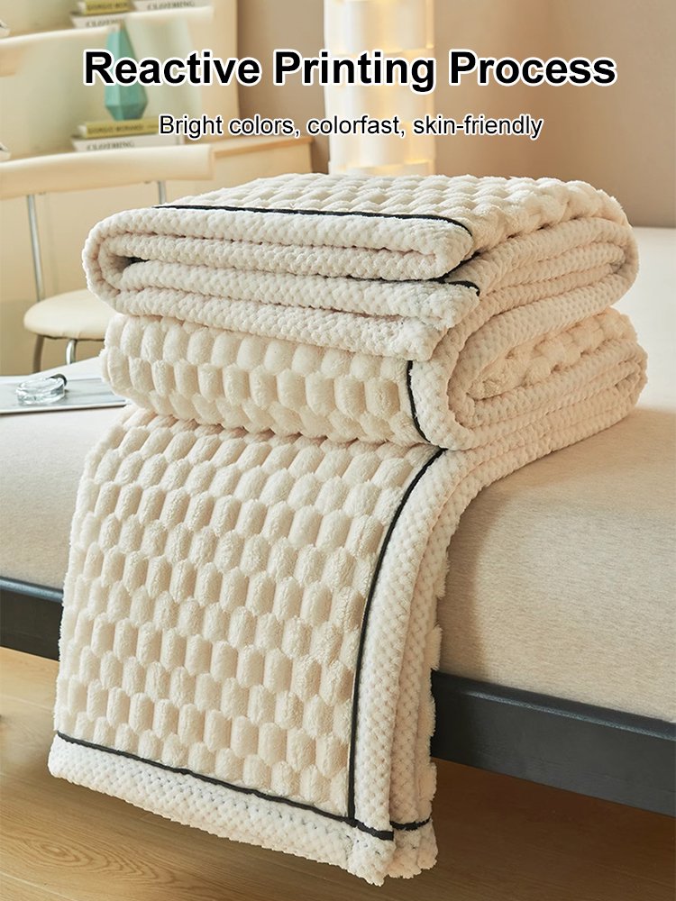 Double-layer thickened blanket with minky dots