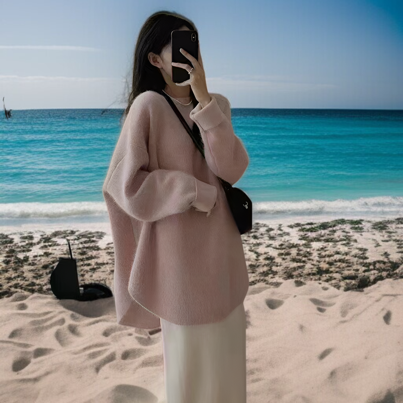 モヘア素材の長袖レディースセーター