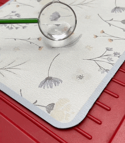 다양한 공간에 활용 가능한 매트