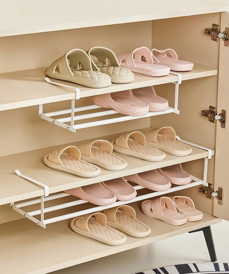 吊り下げ式シューズラック