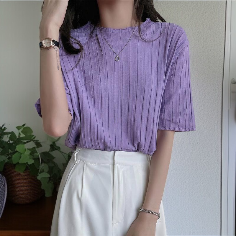 여름 데일리룩 니트 반팔티 착용 모습