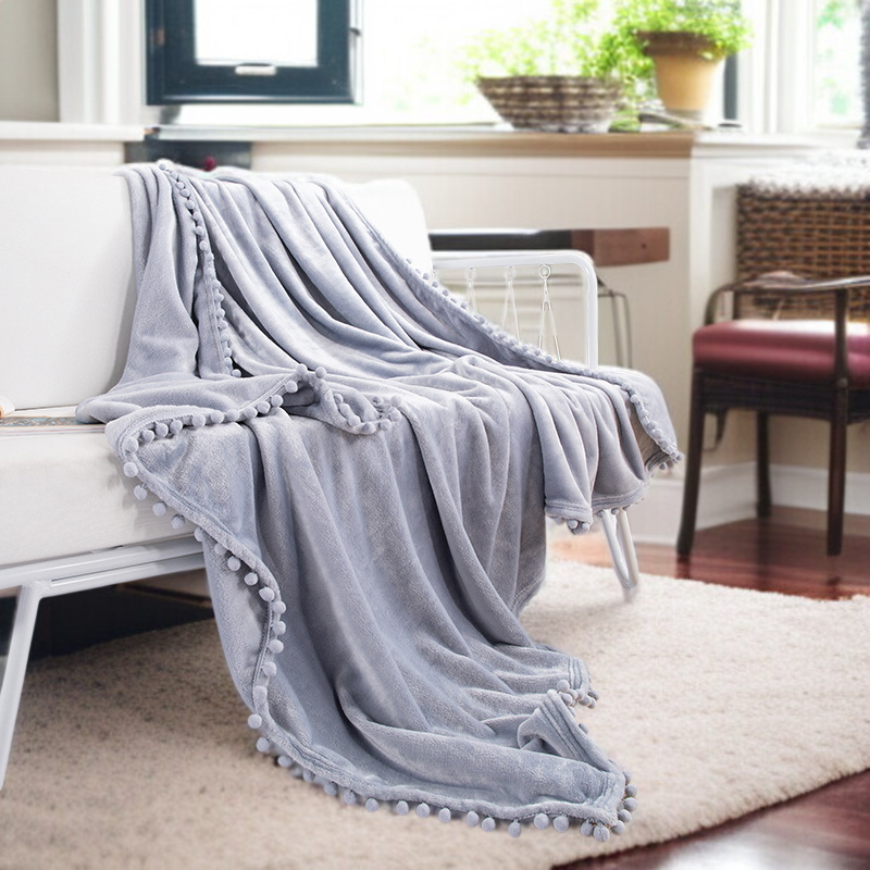 ソファーに最適な厚手フランネルブランケット