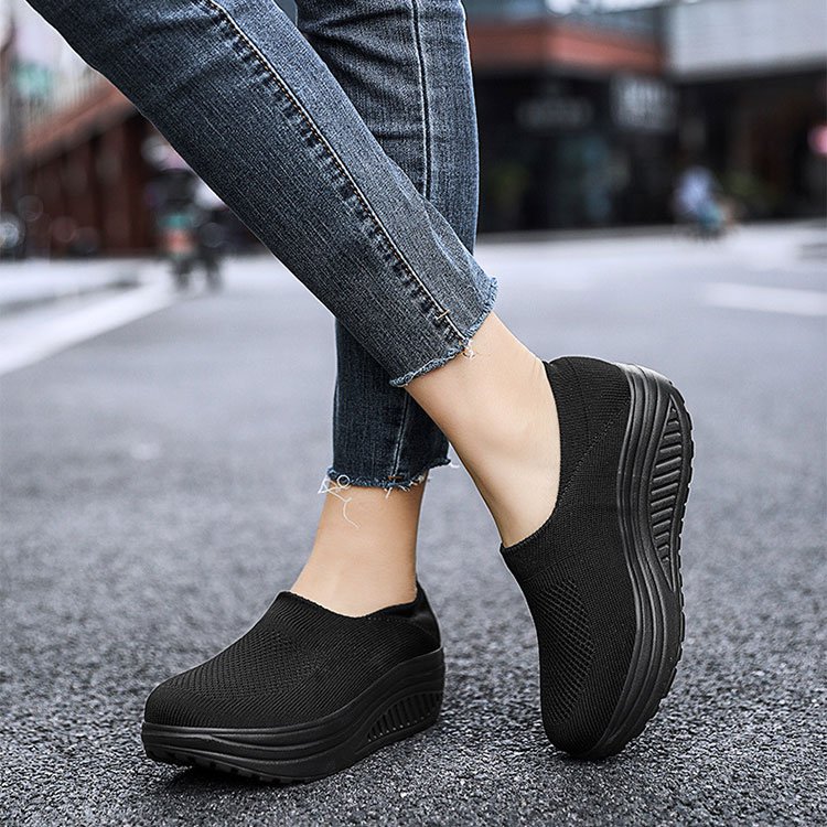 ニットスニーカー