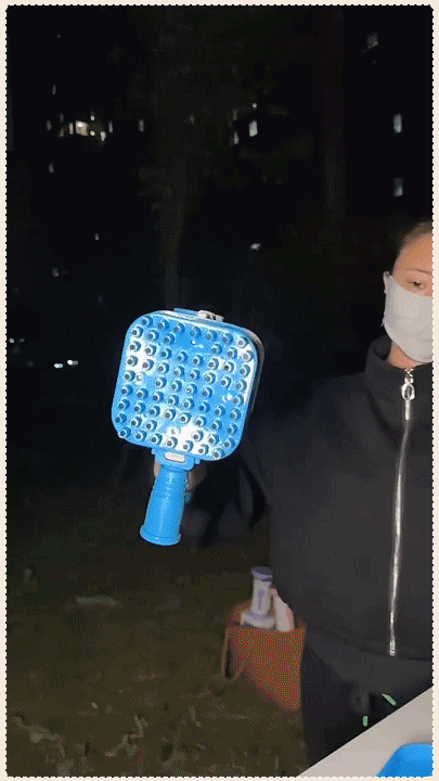 翻译件-HFH-抖音爆款32孔火箭筒泡泡机-1142110_09-01.gif